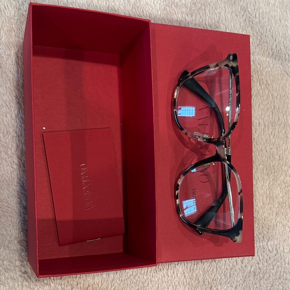 Valentino Black and Brown Patterned Women’s tortoise shell Eye Glasses